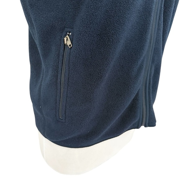 Gap Women’s Navy Fleece Vest Size Medium - Picture 3 of 9